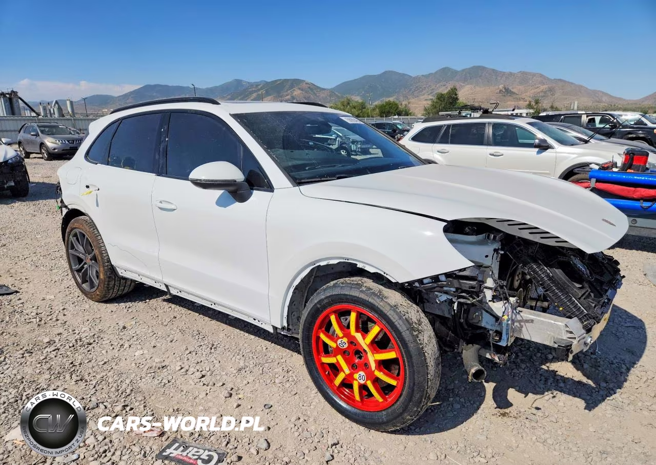2025 Porsche Cayenne VIN:WP1AA2AY2SDA03851 - 4
