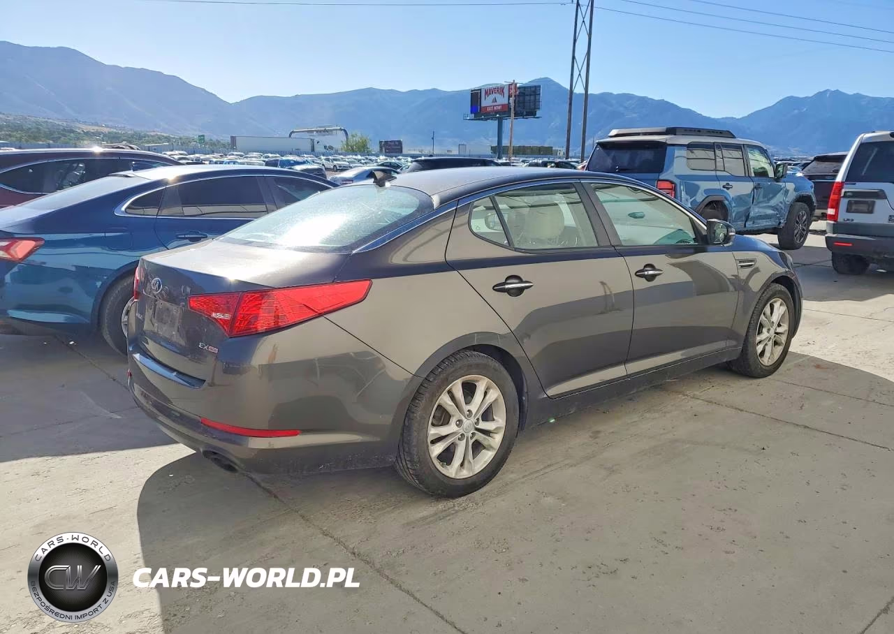 2013 Kia Optima Ex VIN:5XXGN4A70DG253830 - 3