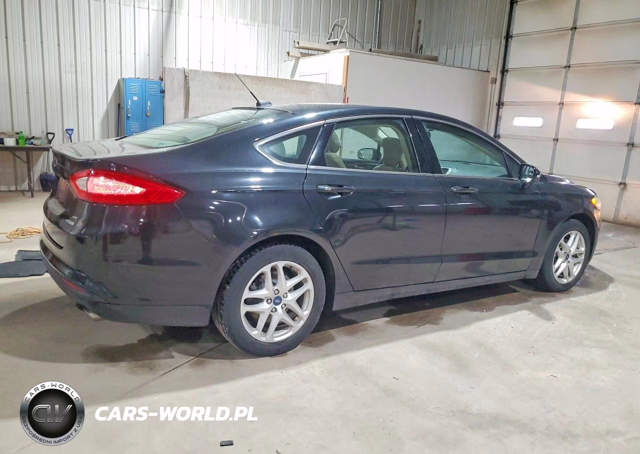 2014 Ford Fusion Se VIN:3FA6P0HDXER303555 - 3