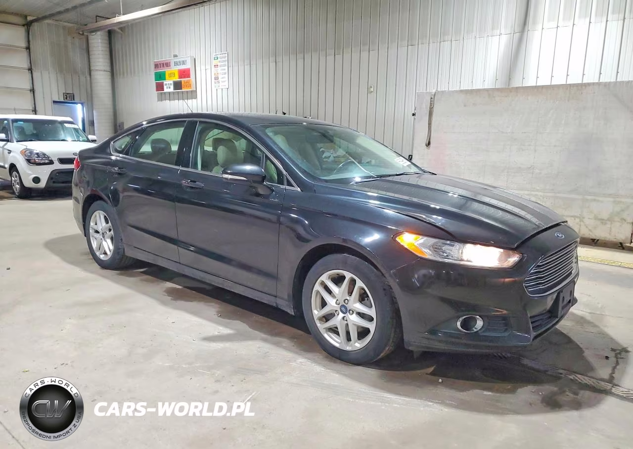 2014 Ford Fusion Se VIN:3FA6P0HDXER303555 - 4