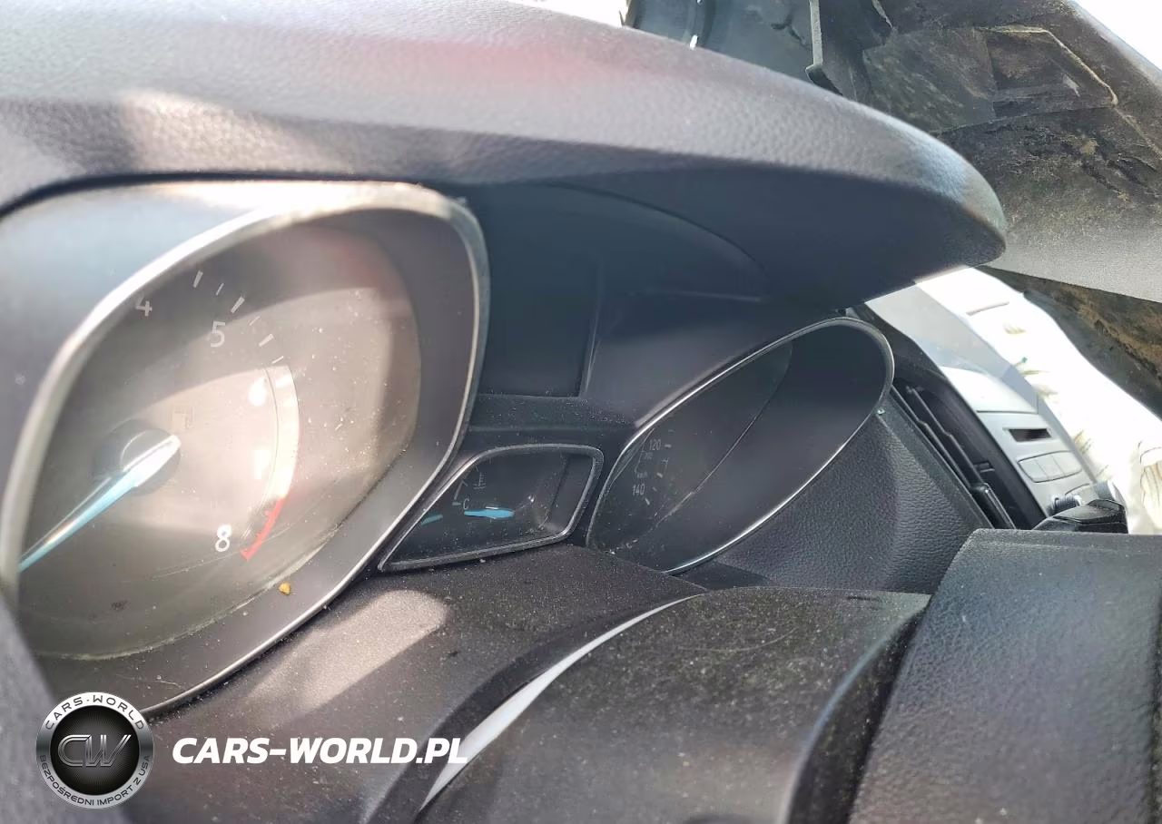 2018 Ford Escape VIN:1FMCU0GD3JUB61880 - 9