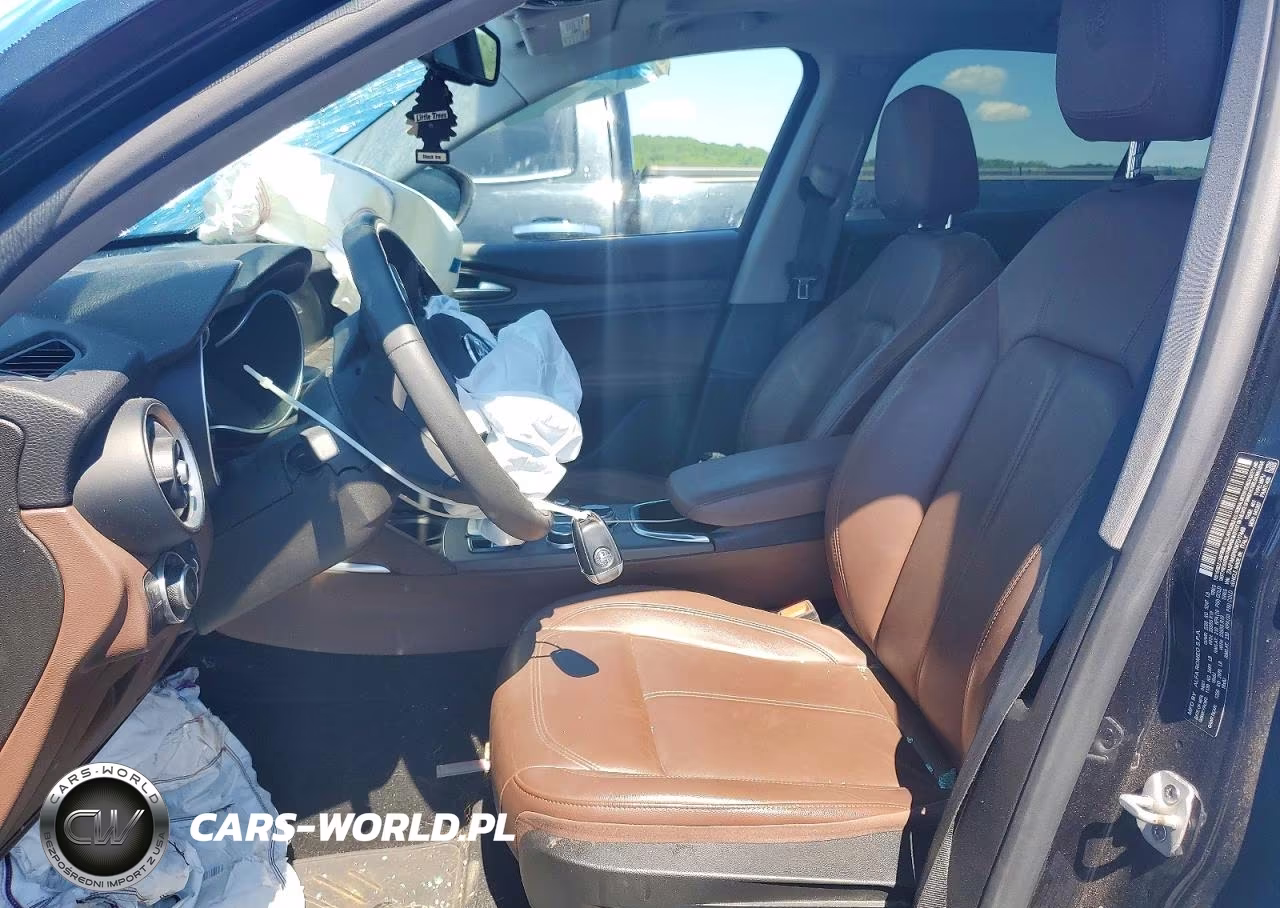 2021 Alfa Romeo Stelvio Ti VIN:ZASPAKBNXM7D17448 - 7