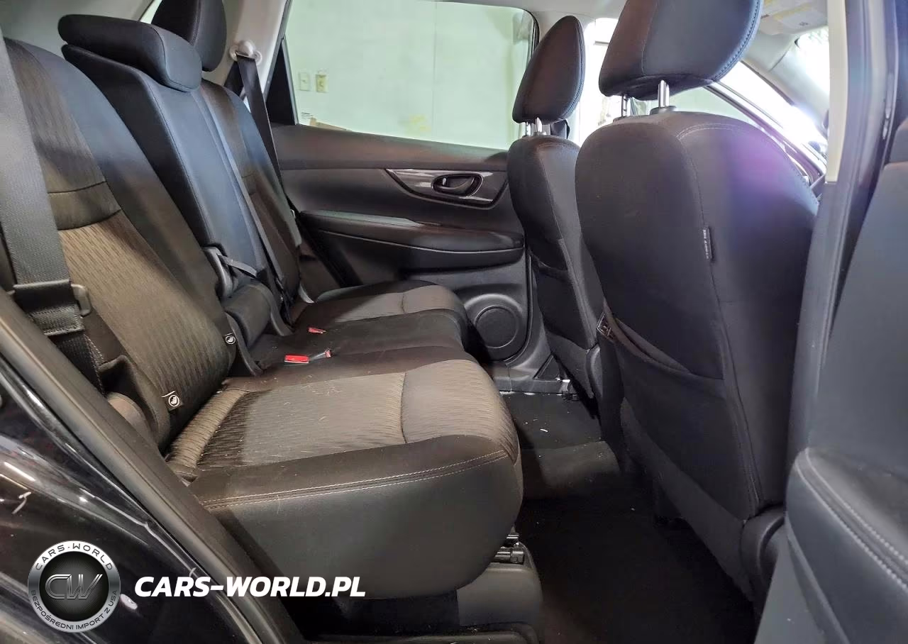2019 Nissan Rogue S VIN:KNMAT2MVXKP510203 - 11
