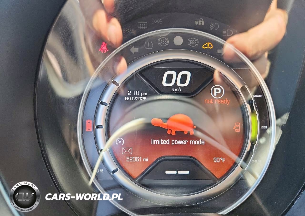 2016 Fiat 500 Electric VIN:3C3CFFGE9GT201557 - 9