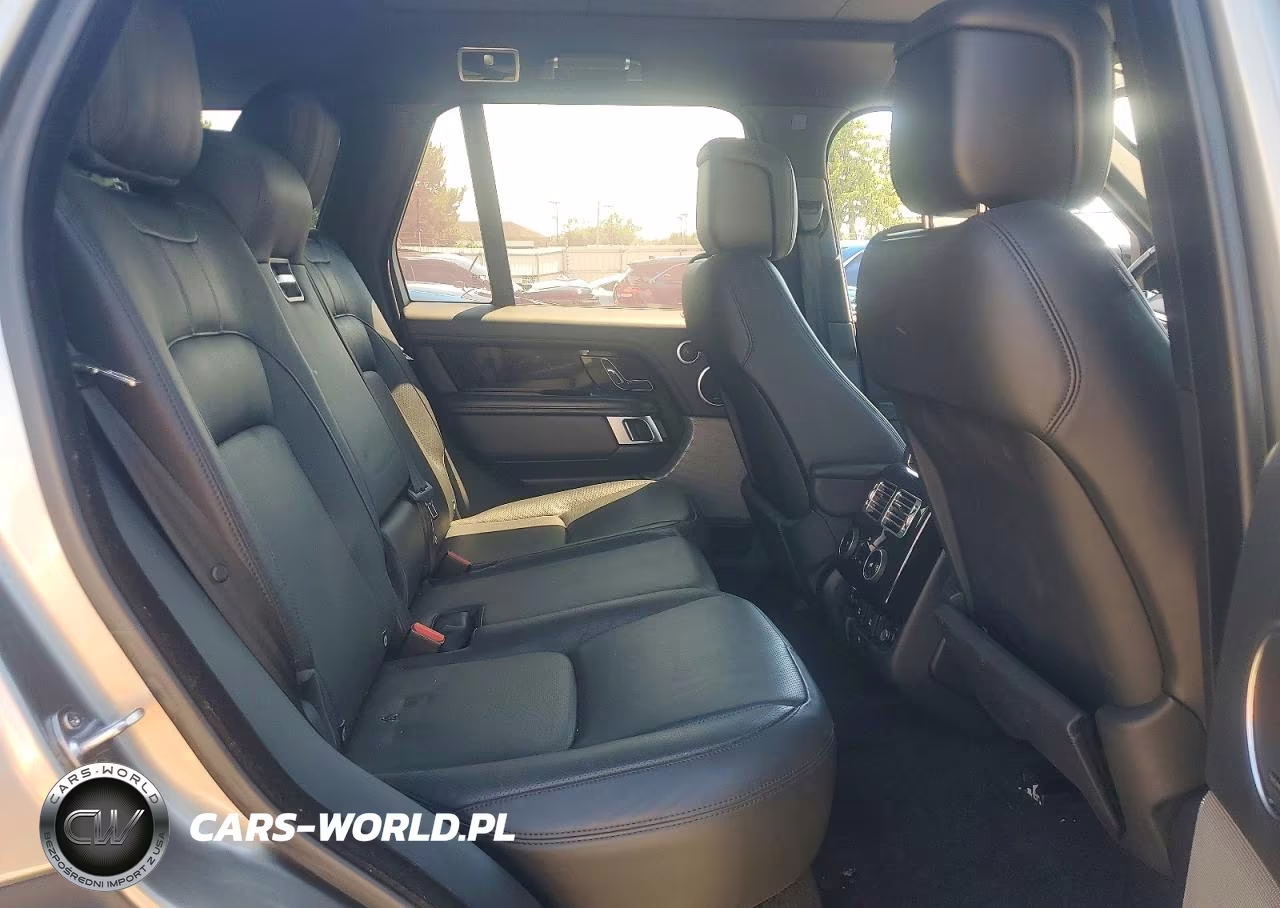 2018 Land Rover Range Rover Supercharged VIN:SALGS2RE5JA388074 - 11