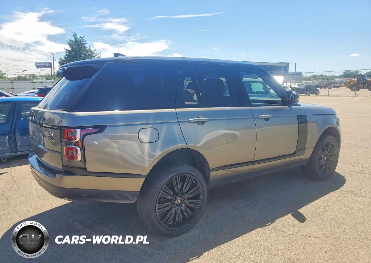 2018 Land Rover Range Rover Supercharged VIN:SALGS2RE5JA388074 - 3