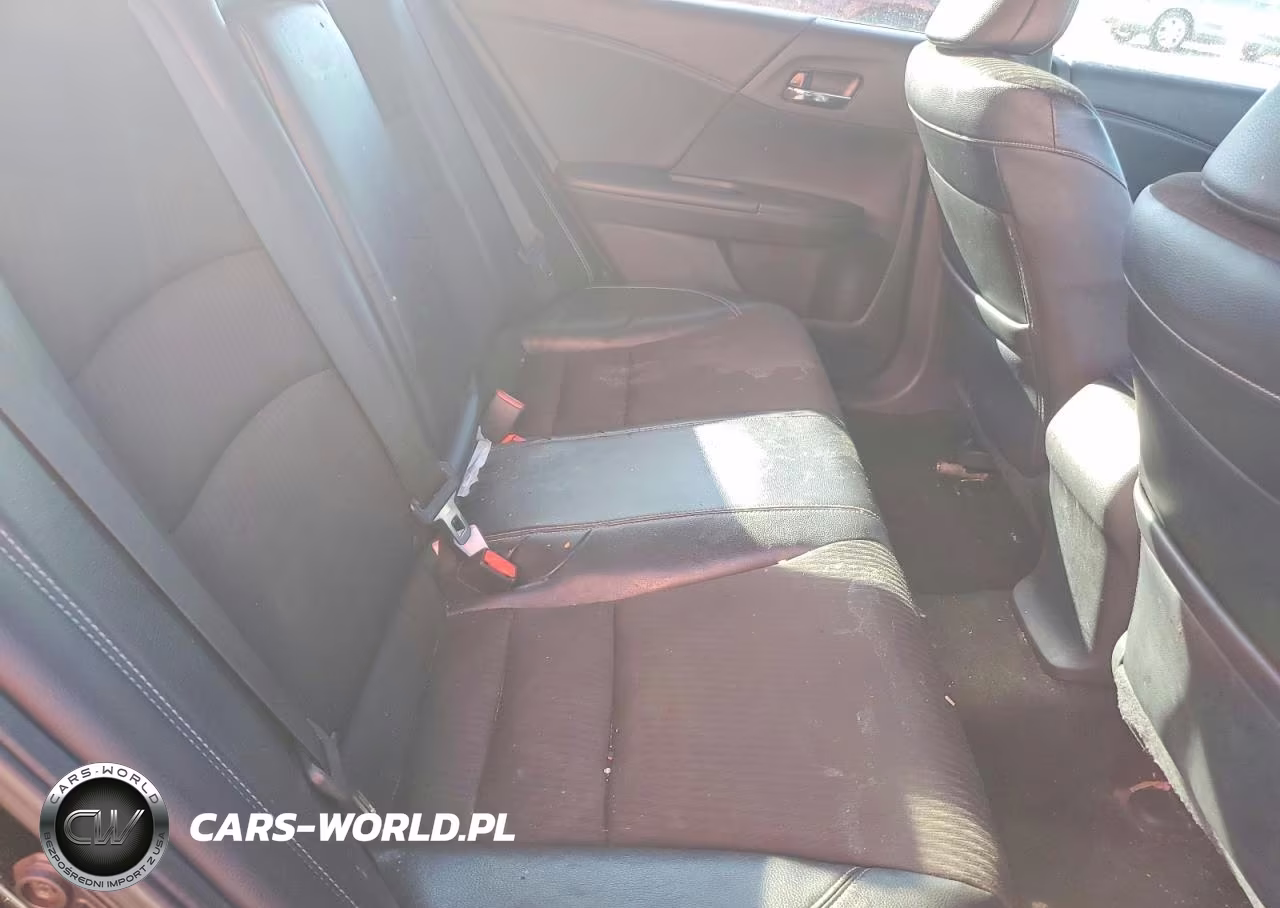 2016 Honda Accord Sport VIN:1HGCR2F5XGA106298 - 10