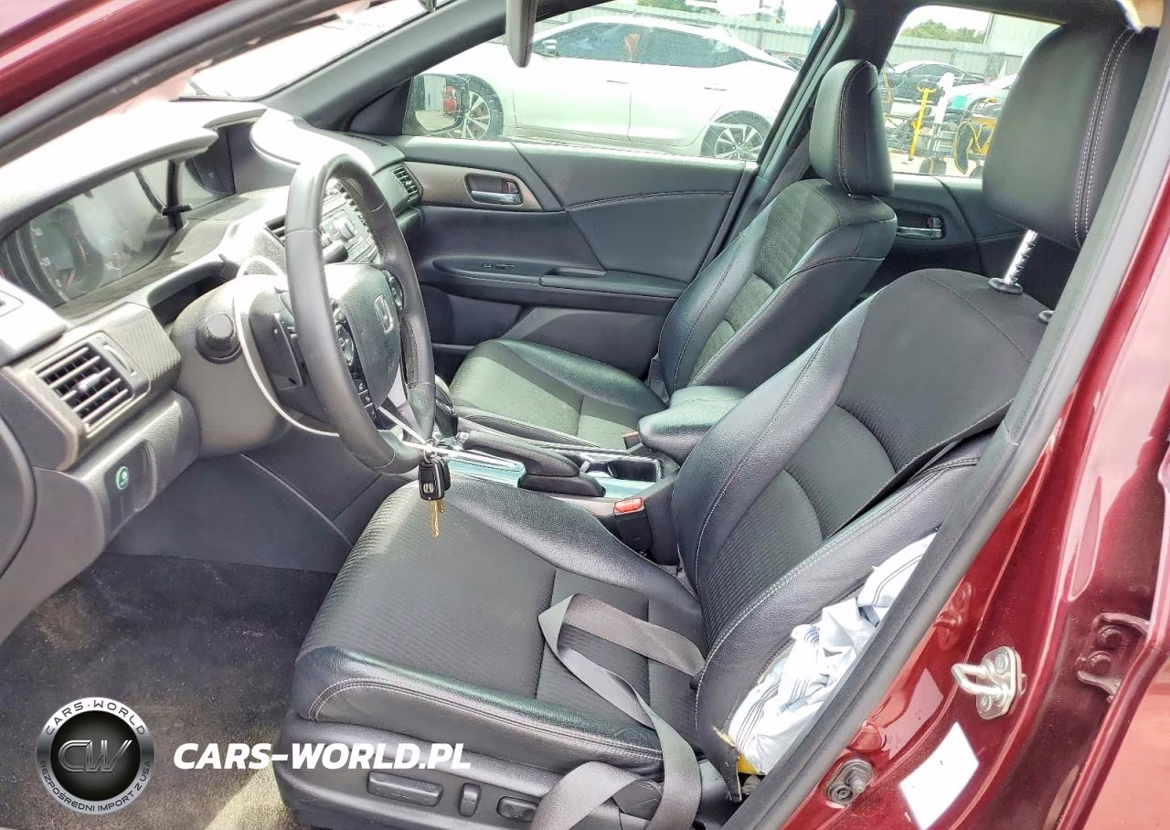2017 Honda Accord Sport VIN:1HGCR2F59HA218057 - 7