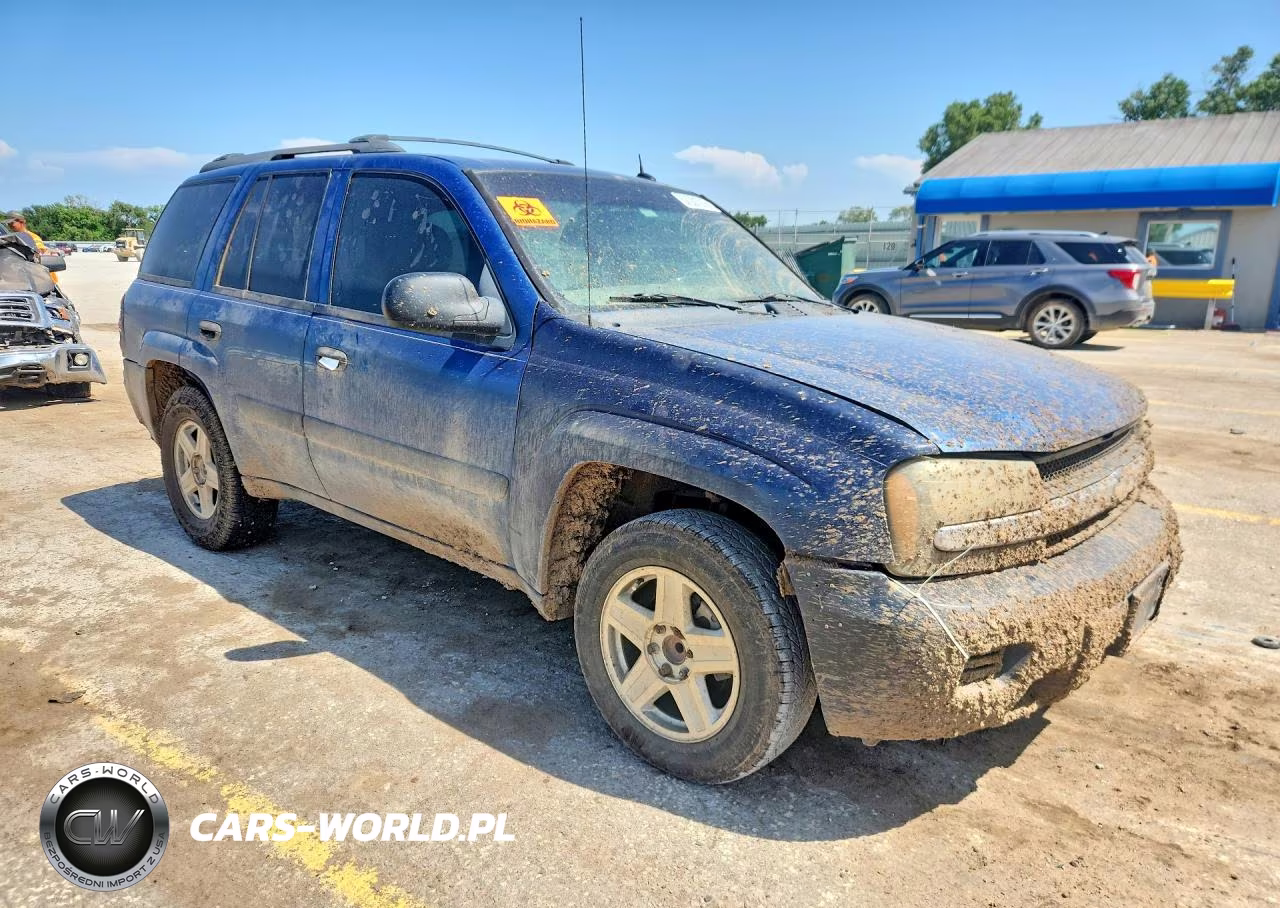 2005 Chevrolet Trailblazer Ls VIN:1GNDS13S652151023 - 4
