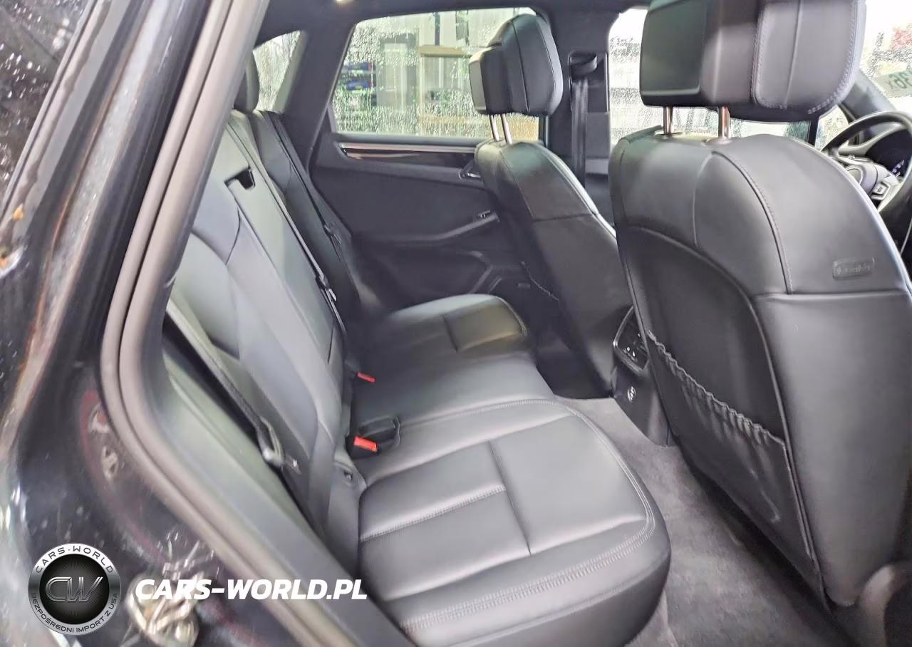 2023 Porsche Macan S VIN:WP1AG2A53PLB41934 - 10