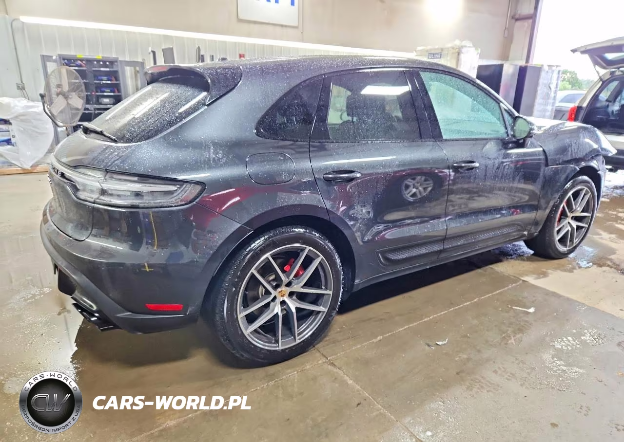2023 Porsche Macan S VIN:WP1AG2A53PLB41934 - 3
