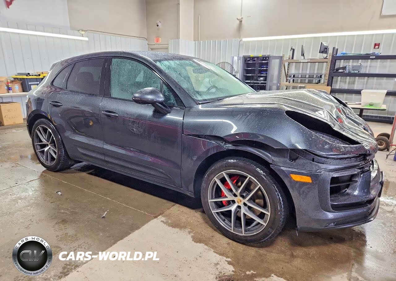 2023 Porsche Macan S VIN:WP1AG2A53PLB41934 - 4
