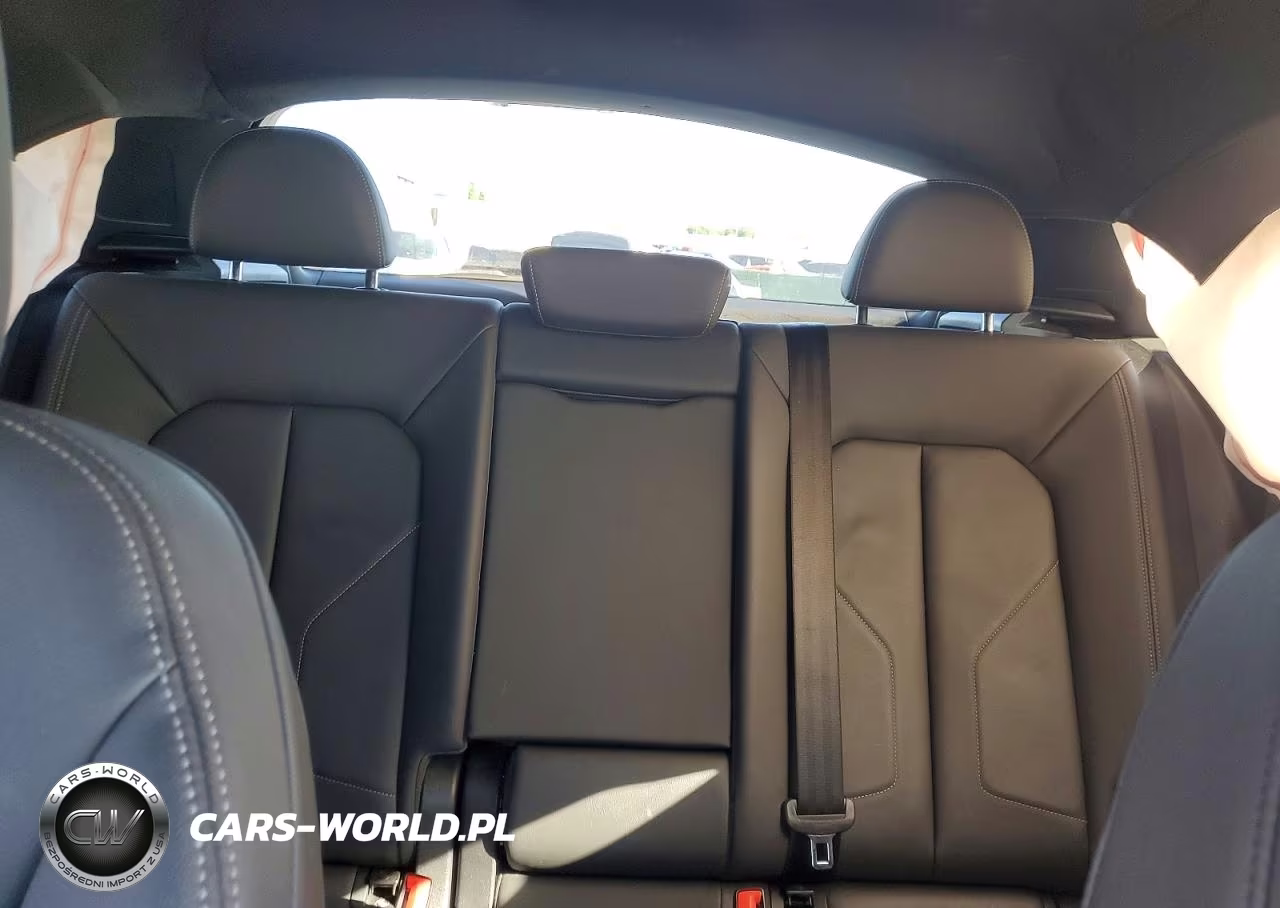 2019 Audi Q3 Premium Plus S-Line VIN:WA1EECF39K1066760 - 10