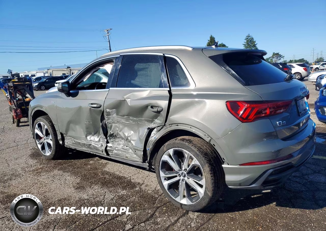 2019 Audi Q3 Premium Plus S-Line VIN:WA1EECF39K1066760 - 2