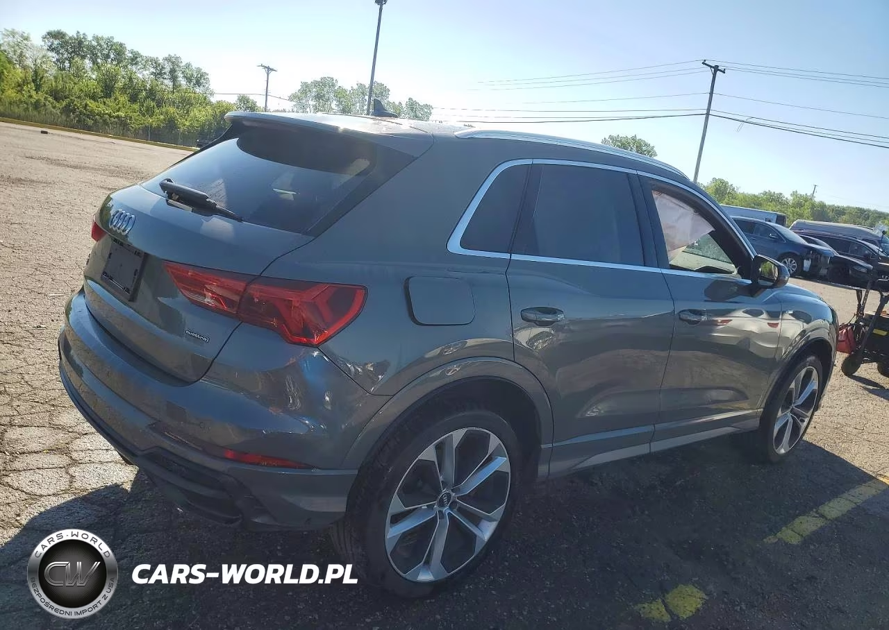 2019 Audi Q3 Premium Plus S-Line VIN:WA1EECF39K1066760 - 3