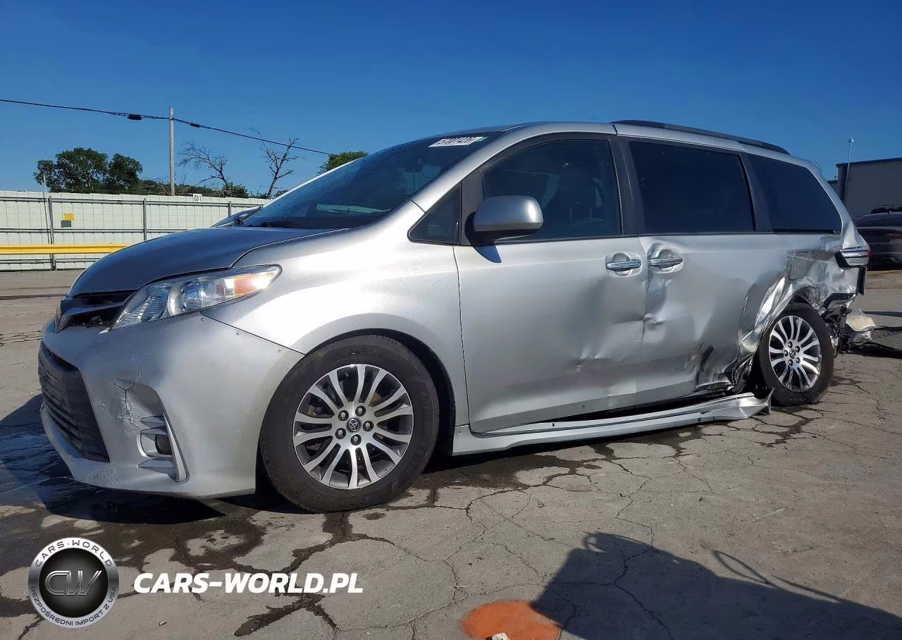2019 Toyota Sienna Xle Premium 8-Passenger