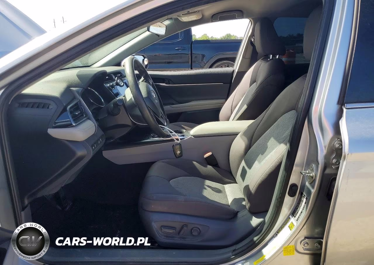 2019 Toyota Camry Le VIN:4T1B31HK0KU515020 - 7