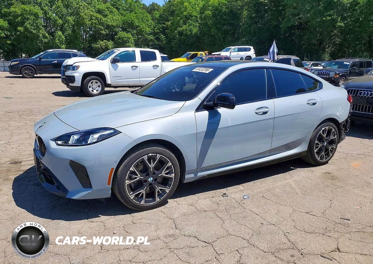 2026 BMW 228Xi