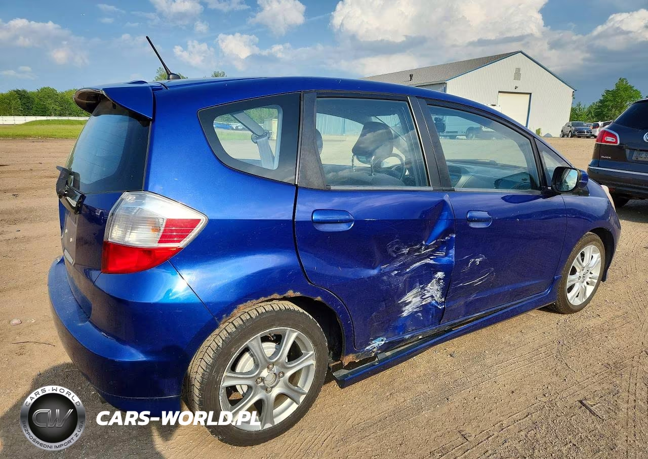 2009 Honda Fit Sport VIN:JHMGE88459S049118 - 3