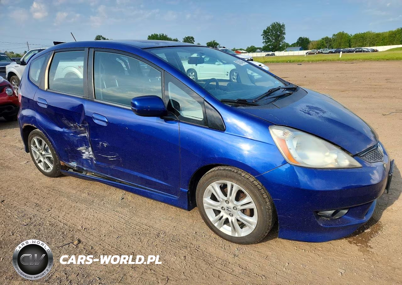 2009 Honda Fit Sport VIN:JHMGE88459S049118 - 4