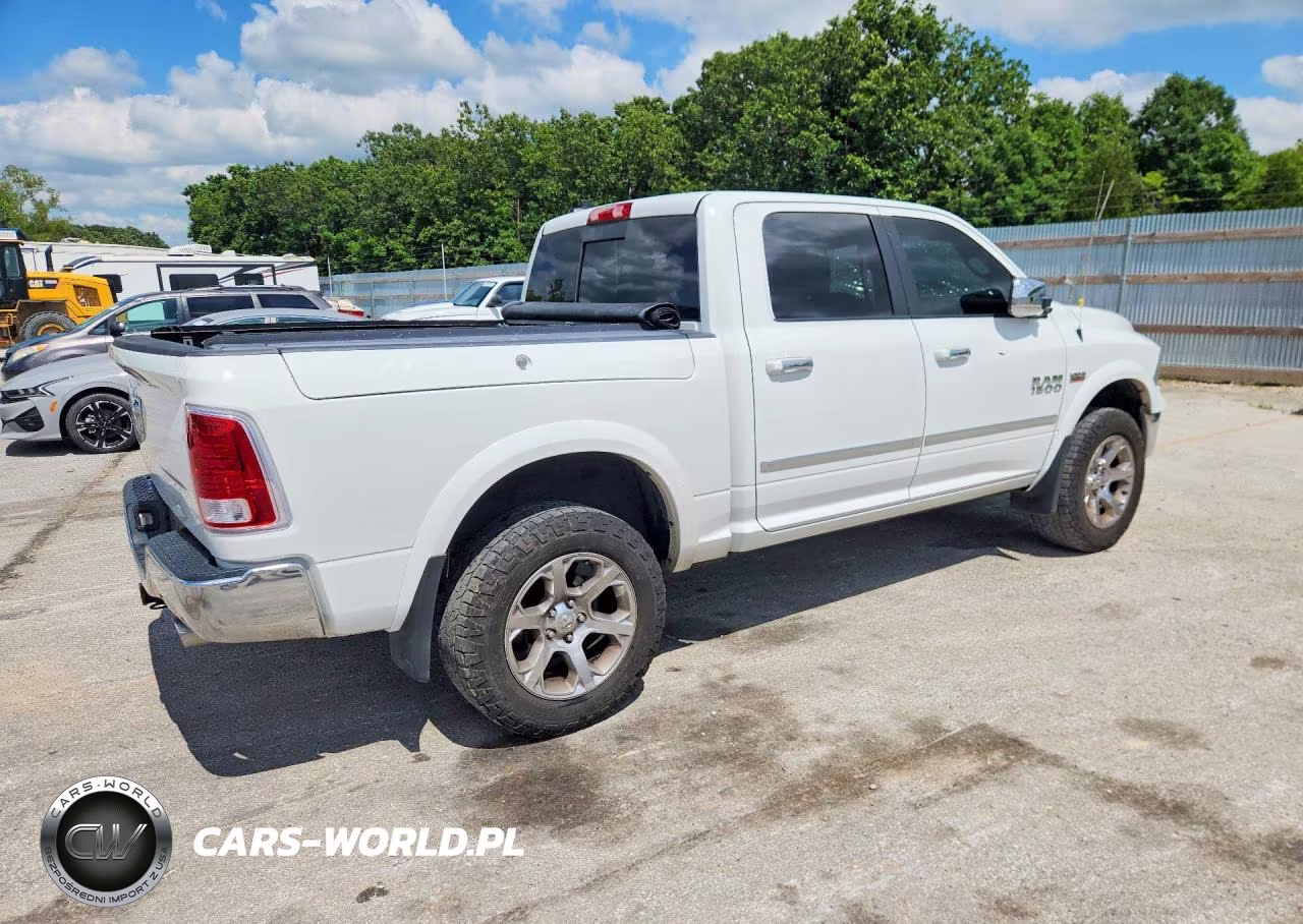 2016 Ram 1500 Laramie VIN:1C6RR7NT9GS314292 - 3