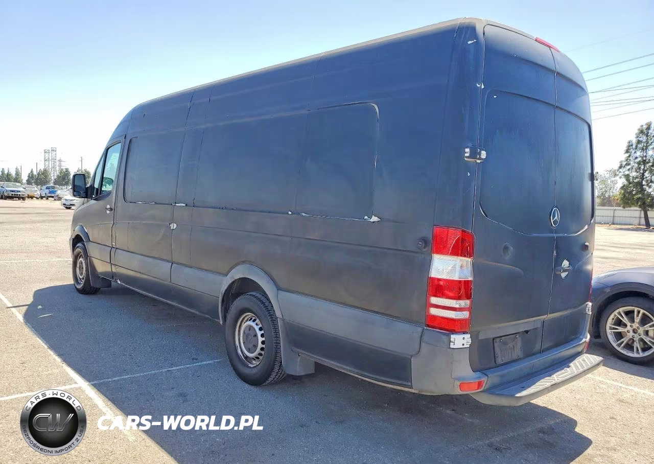 2016 Mercedes Benz Sprinter 2500 Delivery Van VIN:WD3PE8CDXGP317342 - 2