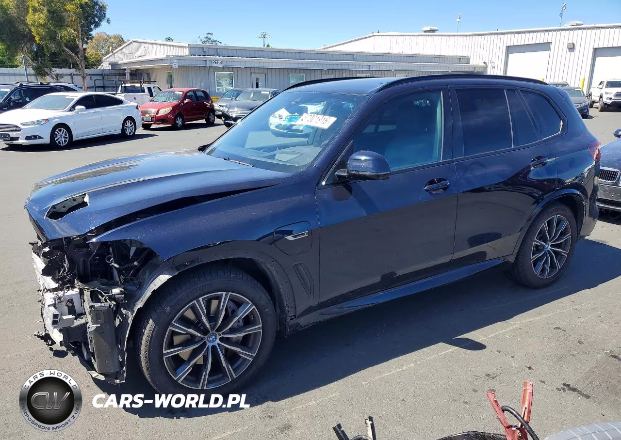 2022 BMW X5 xDrive45E – zdjęcie 1 z 13