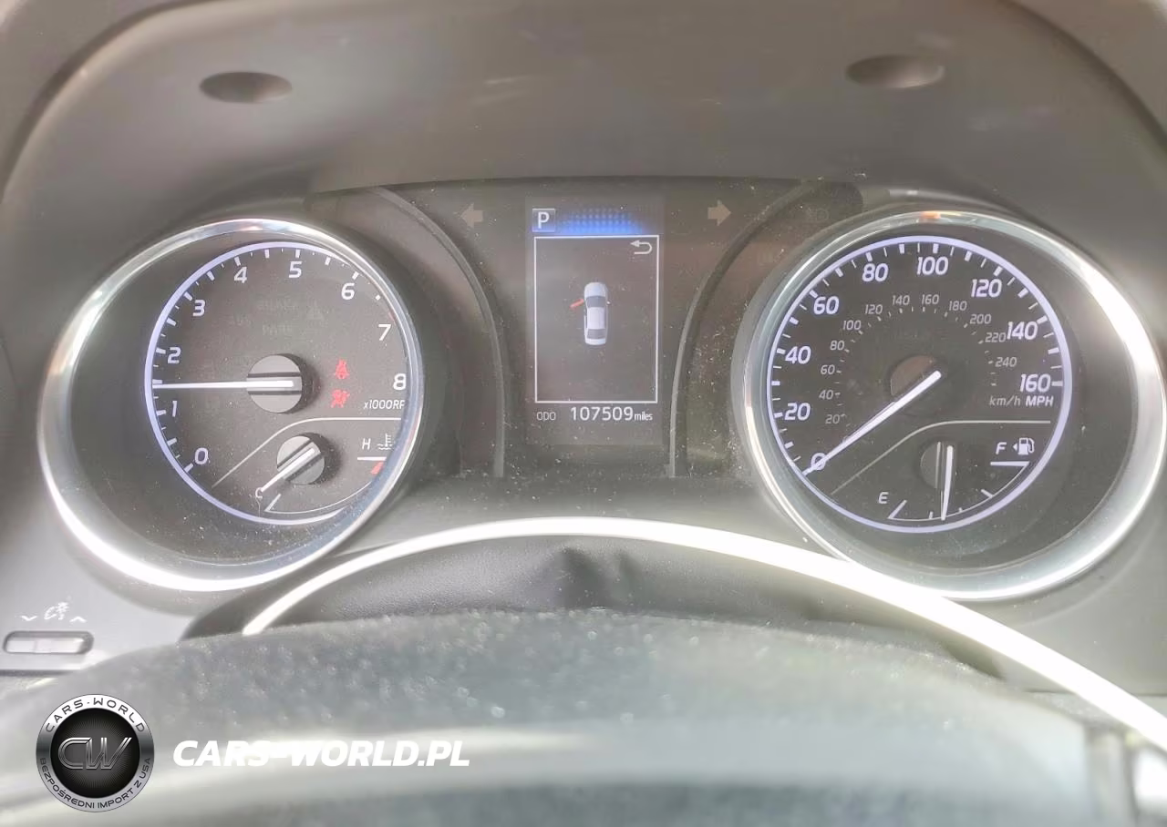 2020 Toyota Camry Le VIN:4T1C11AK2LU945332 - 9