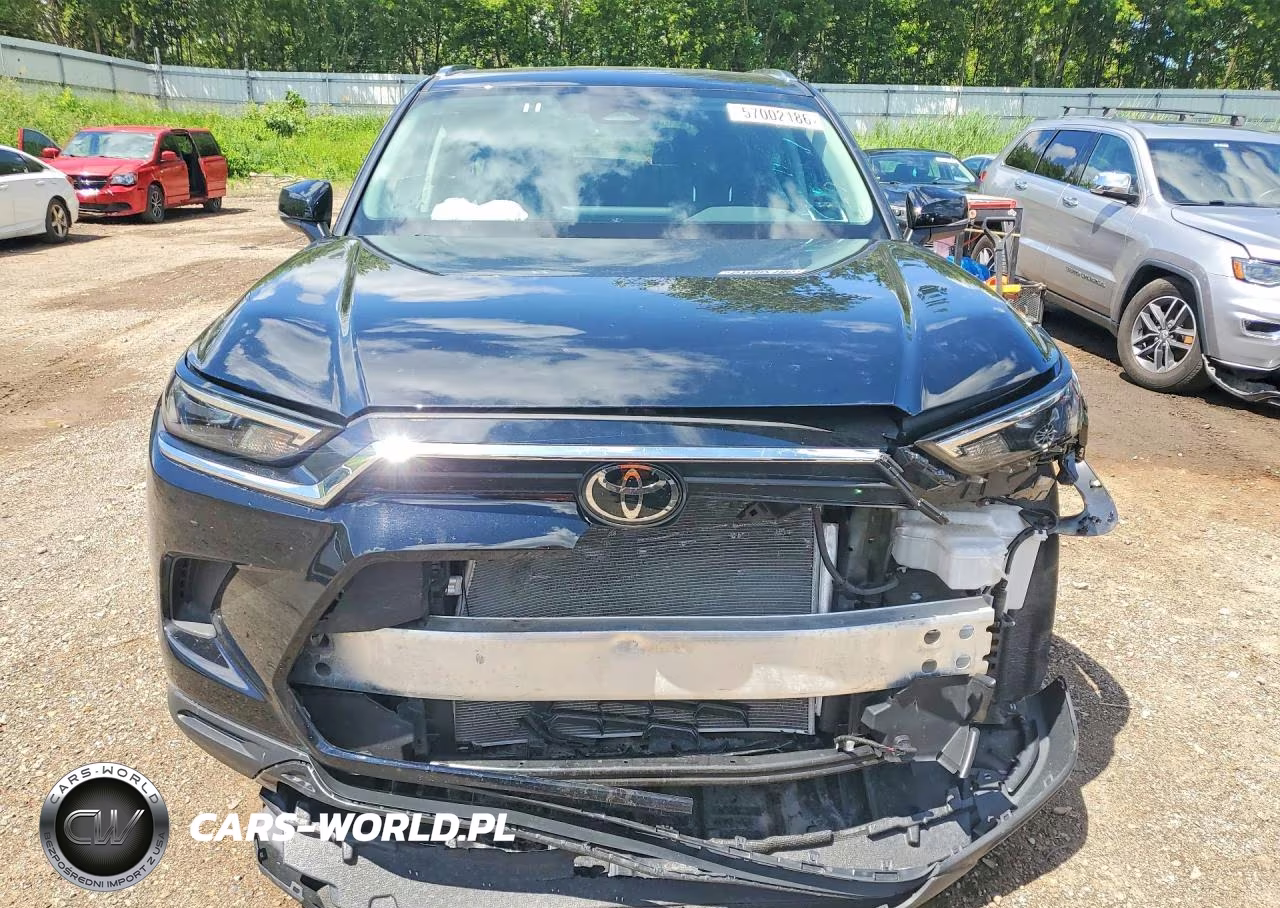 2026 Toyota Grand Highlander Xle VIN:5TDAAAB55TS124542 - 5