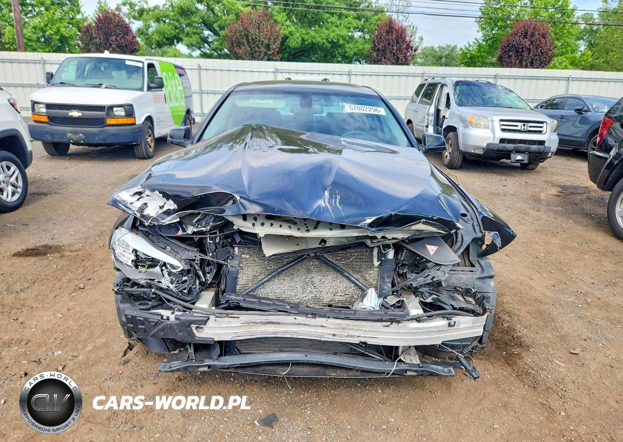 2011 BMW 535 Xi VIN:WBAFU7C57BC875301 - 5