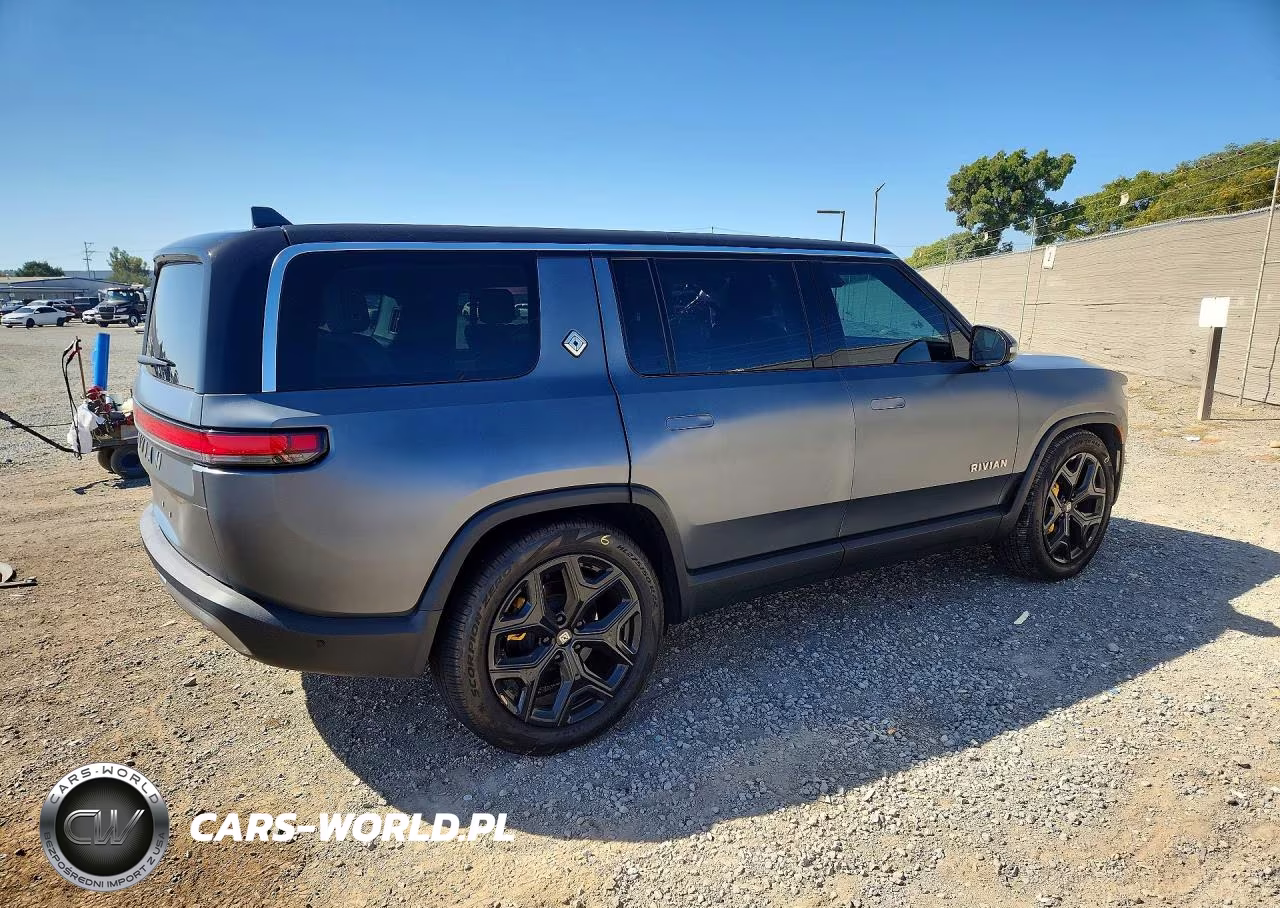 2024 Rivian R1S Adventure VIN:7PDSGABA4RN030708 - 3