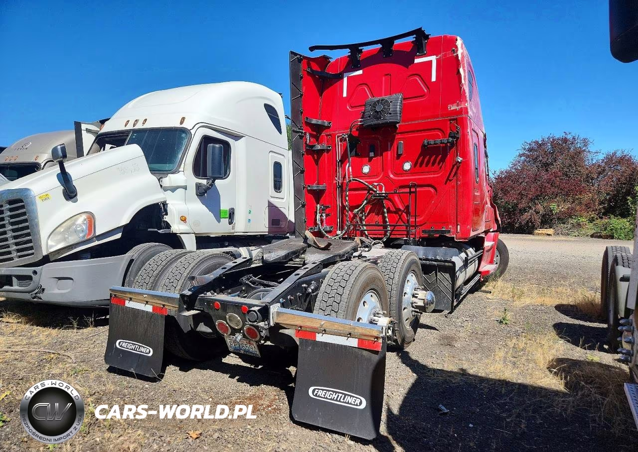2025 Freightliner Cascadia 126 Semi Truck VIN:3AKJHHDR7SSVX2167 - 3