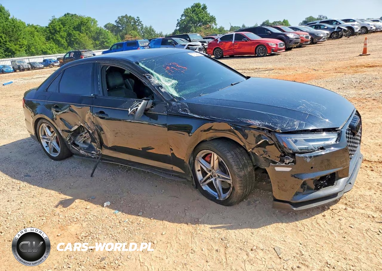 2017 Audi A4 Premium Plus VIN:WAUPNAF43HA170744 - 4