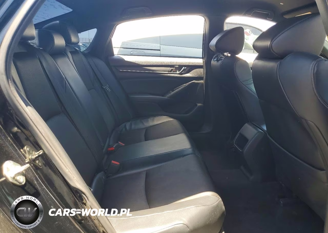 2018 Honda Accord Sport VIN:1HGCV1F37JA149010 - 10