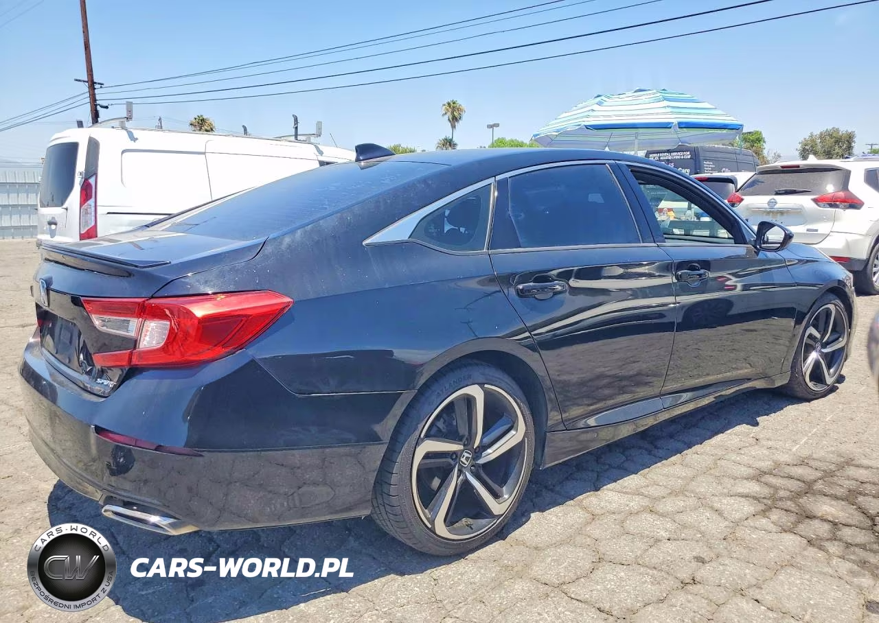 2018 Honda Accord Sport VIN:1HGCV1F37JA149010 - 3