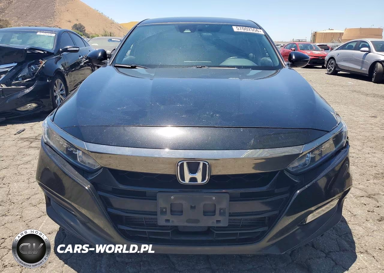 2018 Honda Accord Sport VIN:1HGCV1F37JA149010 - 5