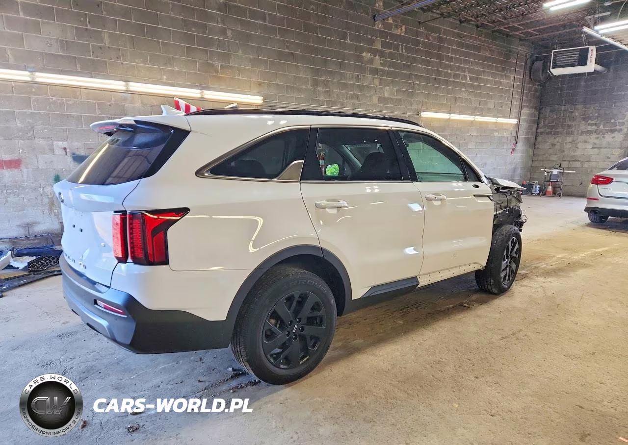 2021 Kia Sorento S VIN:5XYRLDLC9MG050570 - 3