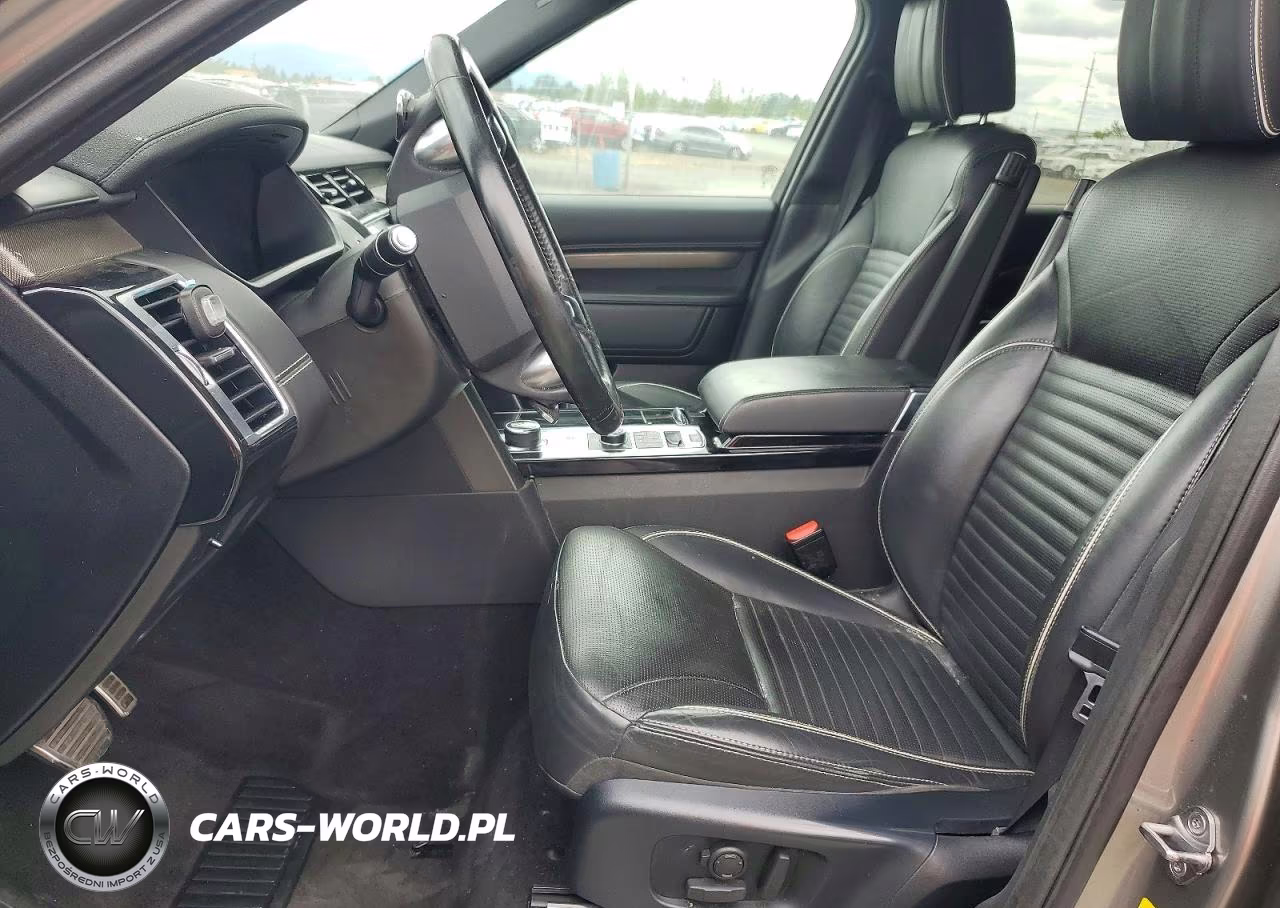2018 Land Rover Discovery Hse Luxury VIN:SALRT2RVXJA067105 - 7