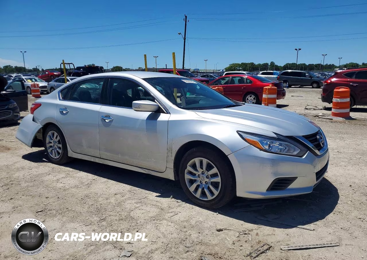 2016 Nissan Altima 2.5 S VIN:1N4AL3AP5GN311645 - 4
