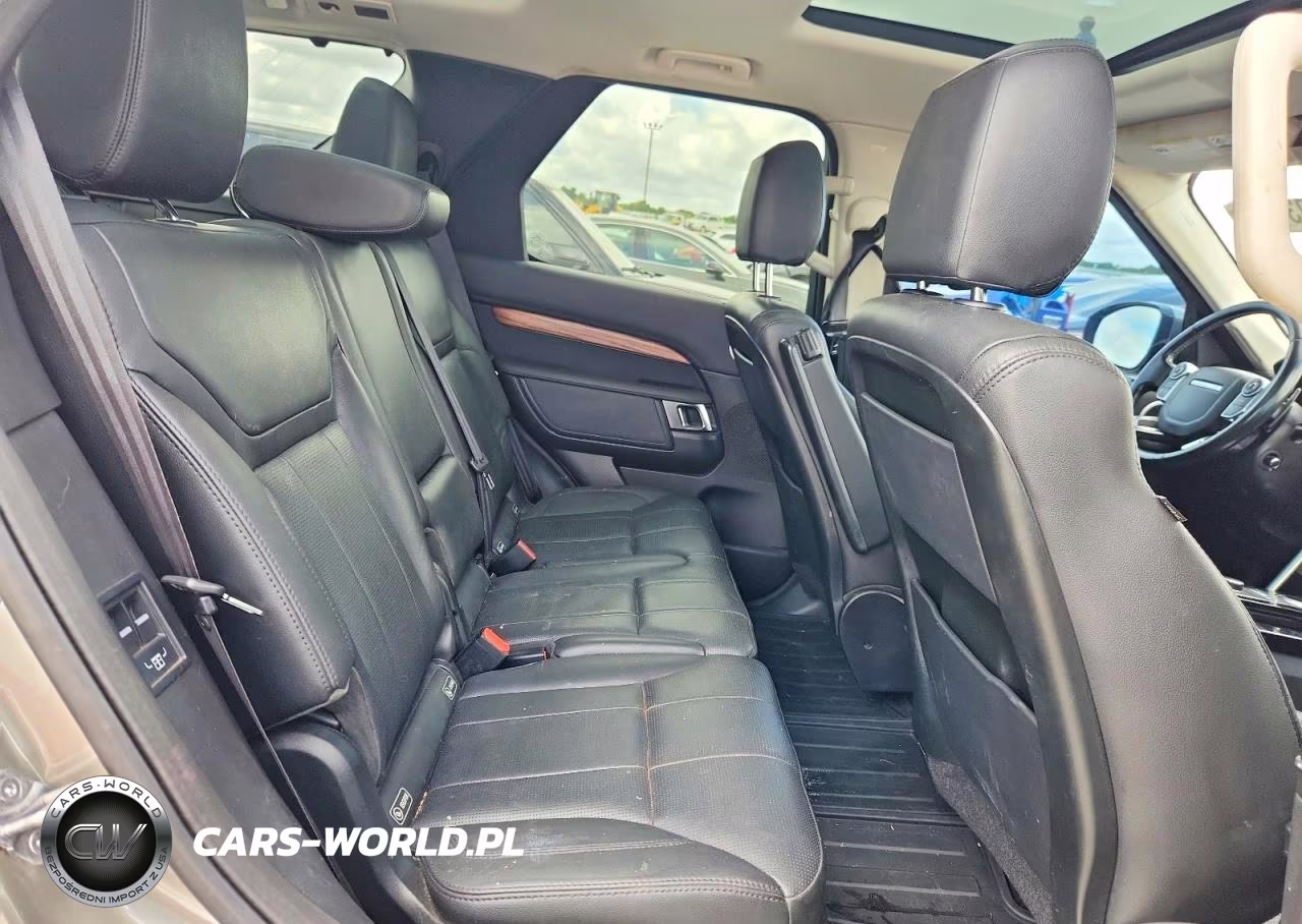 2018 Land Rover Discovery Hse VIN:SALRR2RV3JA052251 - 11