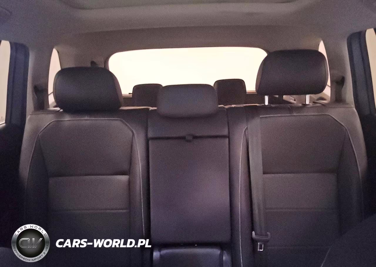 2021 Volkswagen Tiguan Se-Se R-Line Black-Sel VIN:3VV3B7AX3MM018167 - 10