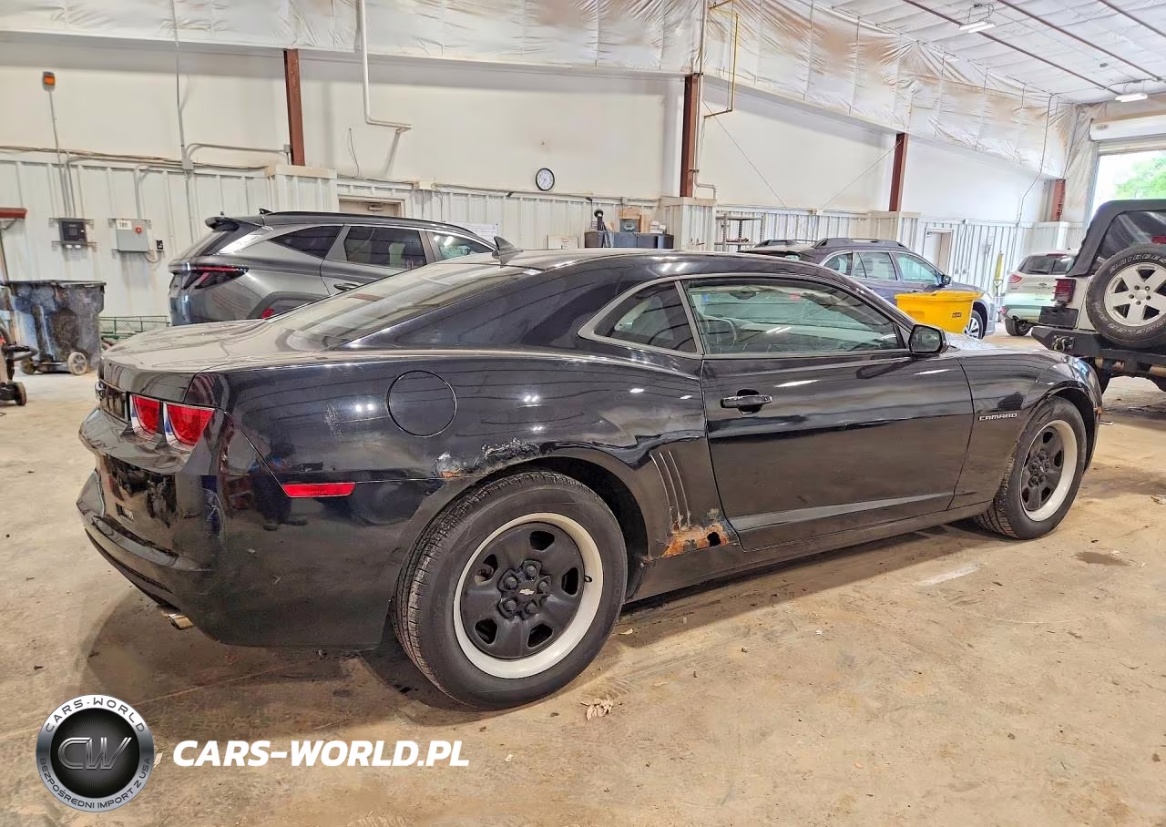 2011 Chevrolet Camaro Ls VIN:2G1FE1ED7B9213381 - 3