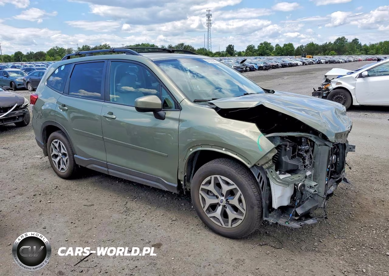 2021 Subaru Forester Premium VIN:JF2SKAJC9MH466004 - 4