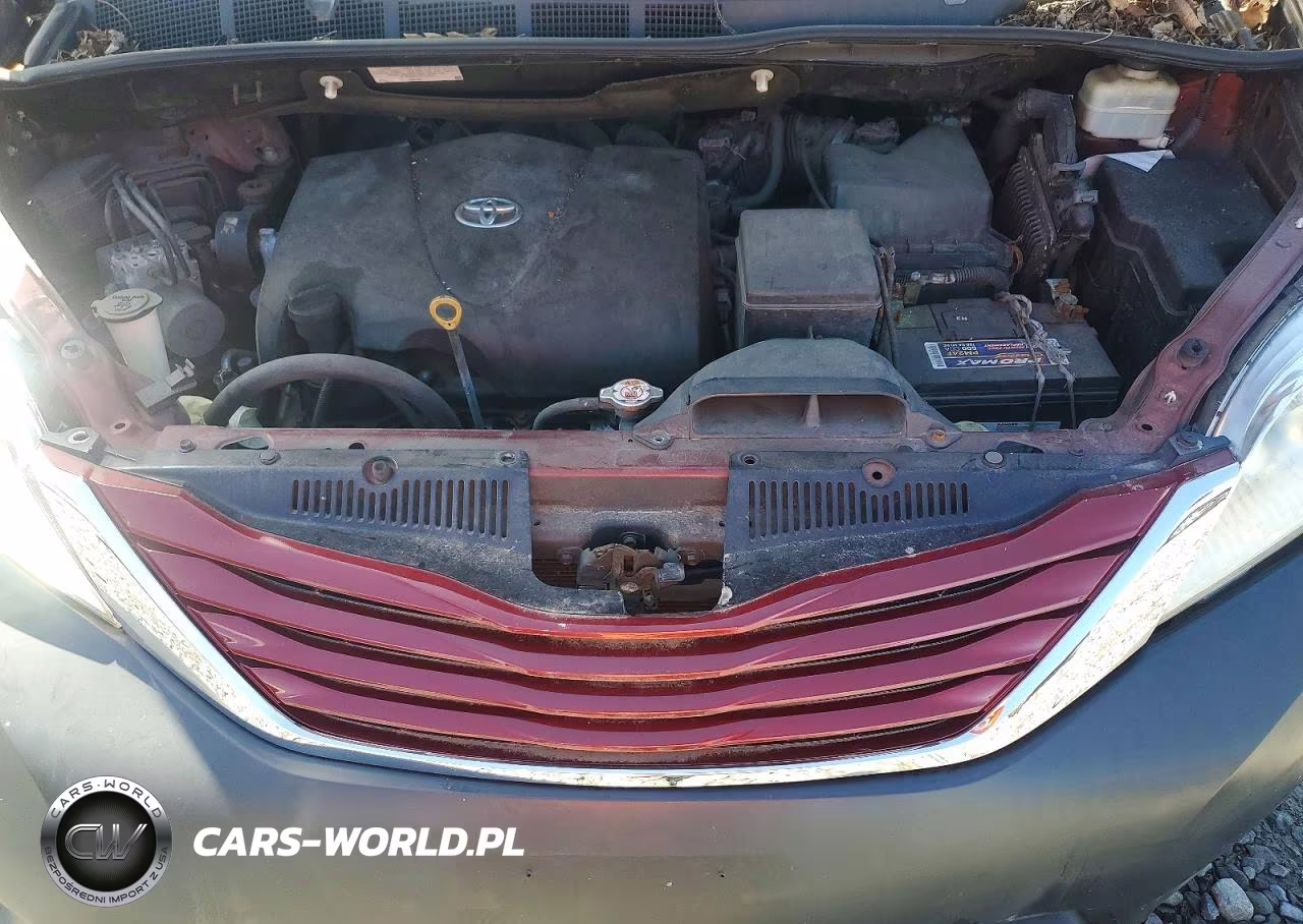 2017 Toyota Sienna Le VIN:5TDKZ3DC3HS772408 - 12
