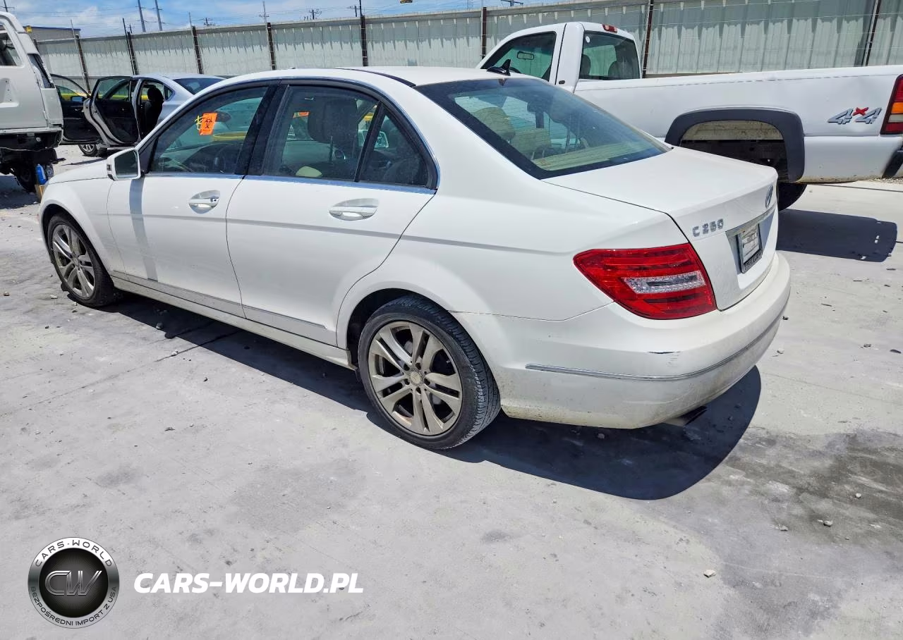 2013 Mercedes-Benz C 250 VIN:WDDGF4HB4DA783145 - 2