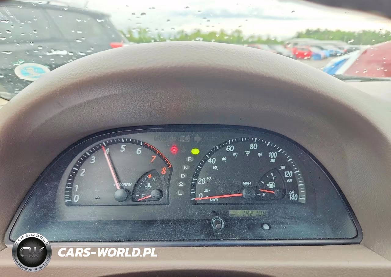 2004 Toyota Camry Le VIN:4T1BE30K54U304500 - 9