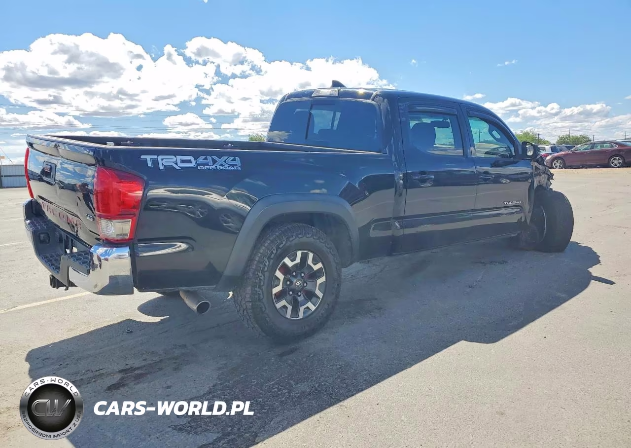 2017 Toyota Tacoma Trd Off-Road VIN:3TMDZ5BNXHM021024 - 3
