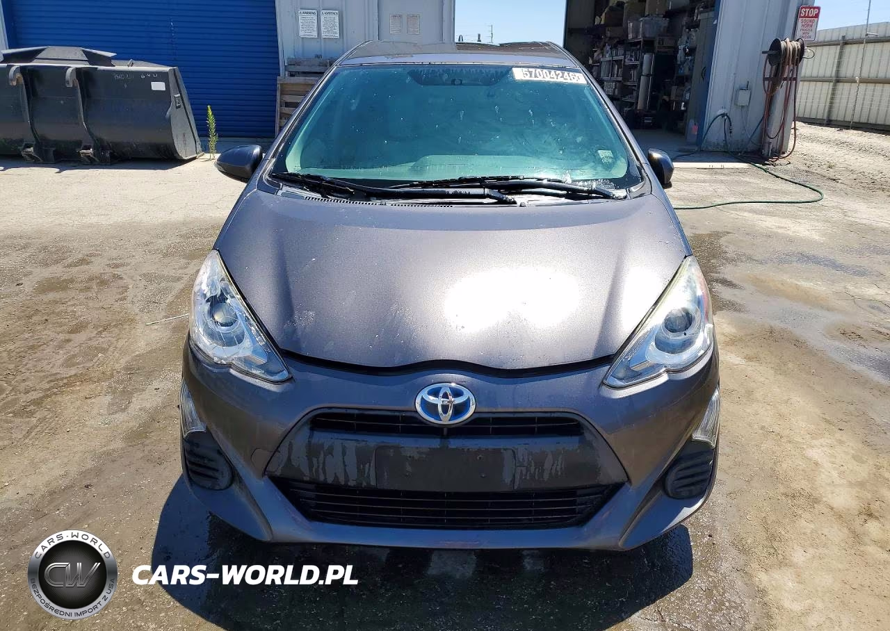 2016 Toyota Prius C One VIN:JTDKDTB32G1119257 - 5