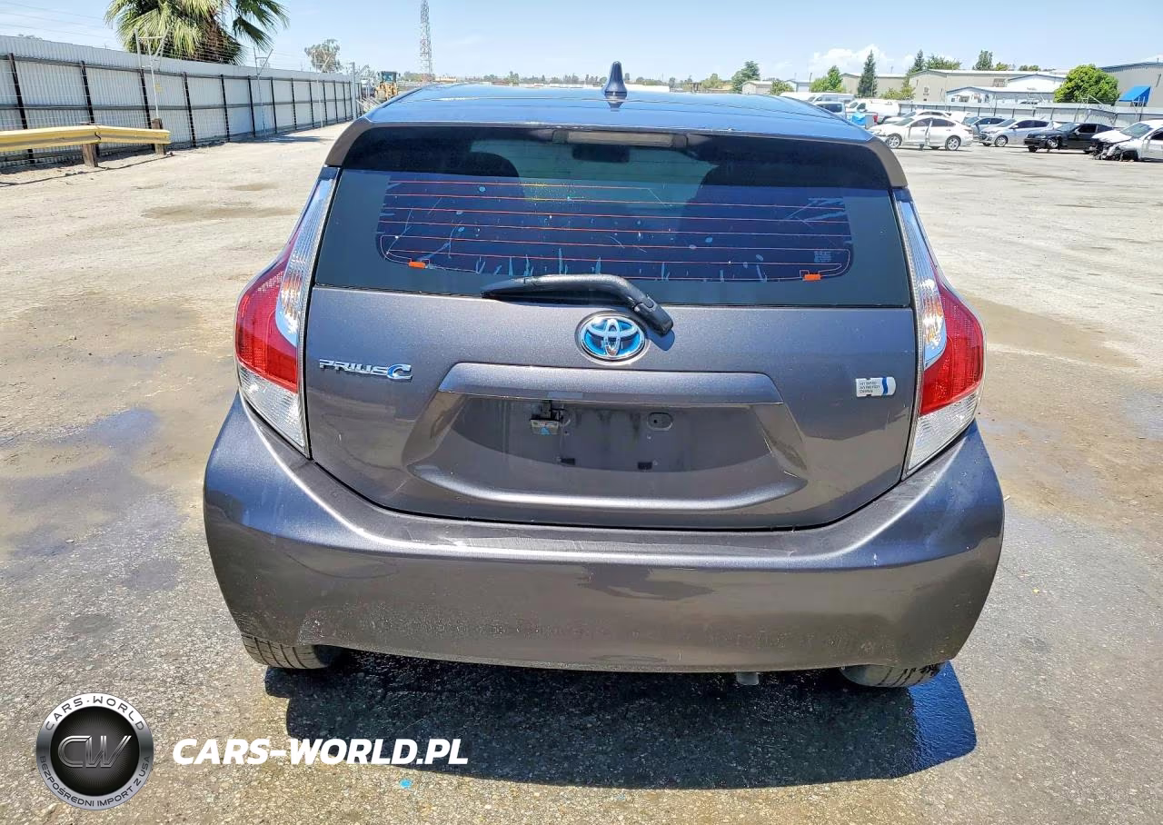2016 Toyota Prius C One VIN:JTDKDTB32G1119257 - 6
