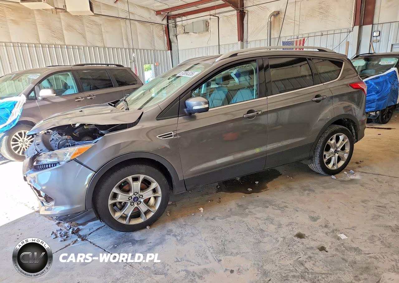 2014 Ford Escape Titanium – zdjęcie 1 z 13